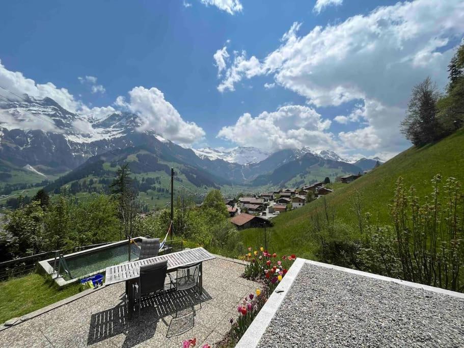 Chalet Sonnenheim, Wohnung Mit Panoramafenster Adelboden Eksteriør bilde